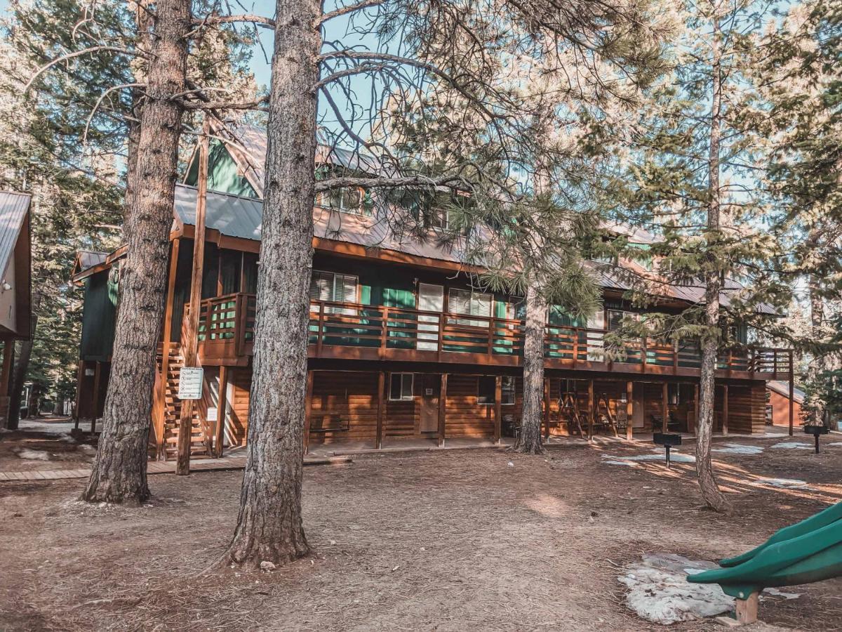 Pinewoods Resort And Rv Park Duck Creek Village ภายนอก รูปภาพ