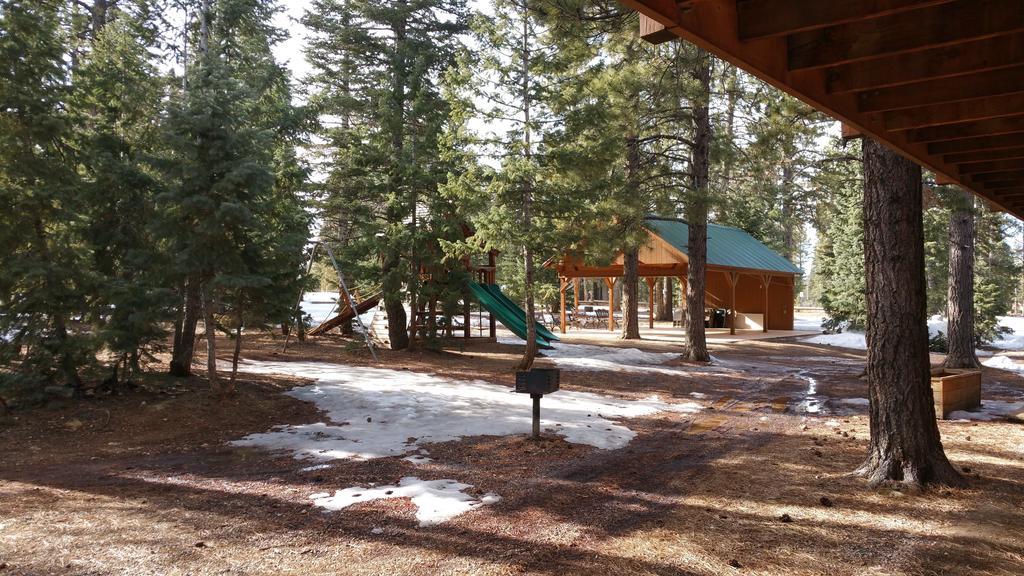 Pinewoods Resort And Rv Park Duck Creek Village ห้อง รูปภาพ