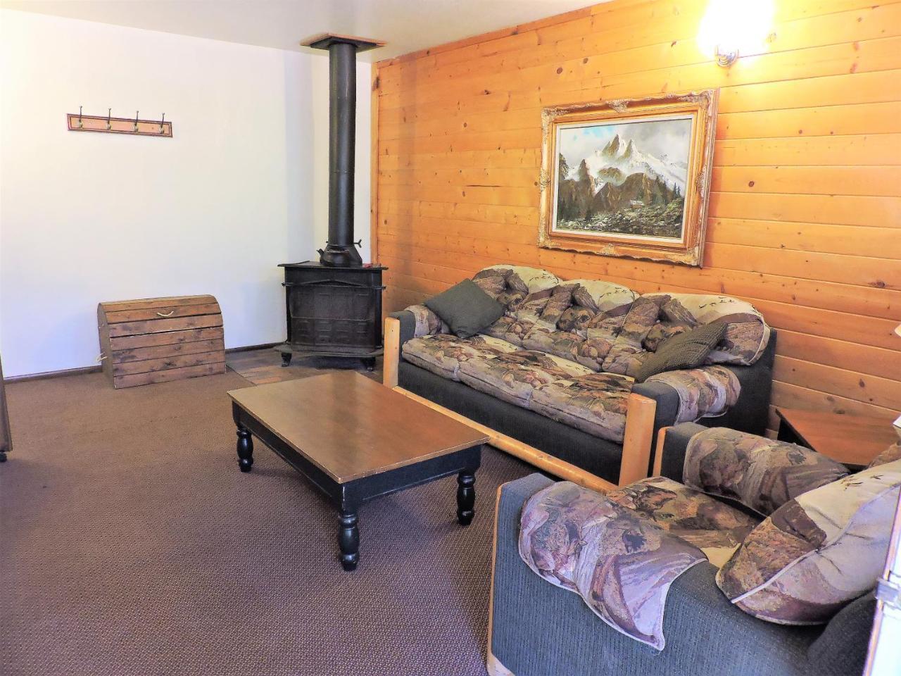 Pinewoods Resort And Rv Park Duck Creek Village ภายนอก รูปภาพ
